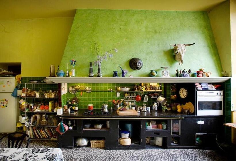 مبيت وإفطار La Maison Du Pont Vieux