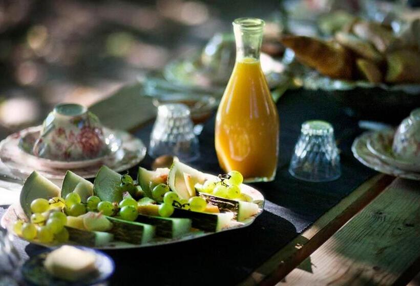 مبيت وإفطار La Maison Du Pont Vieux