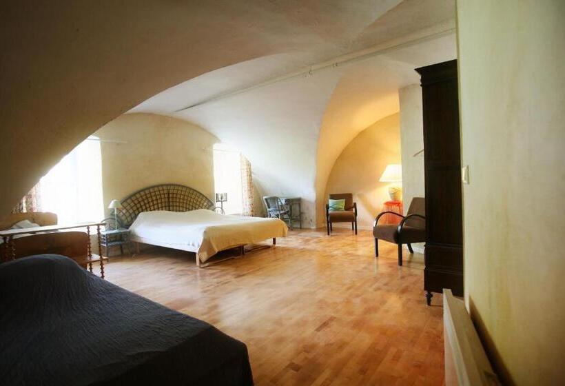 مبيت وإفطار La Maison Du Pont Vieux