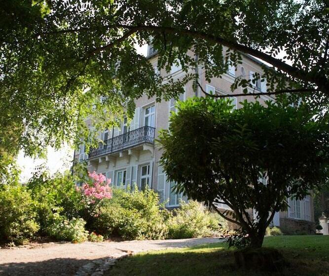 Bed and Breakfast Le Château De La Vierge