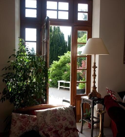 Bed and Breakfast Le Petit Chateau   Tiffauges Proche Puy Dufou