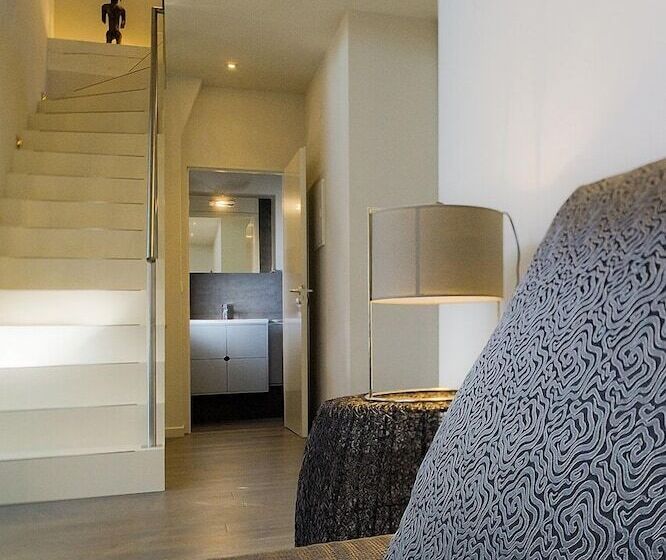 تختخواب و صبحانه Maison D Hote De Myon