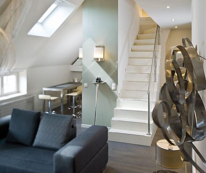 تختخواب و صبحانه Maison D Hote De Myon