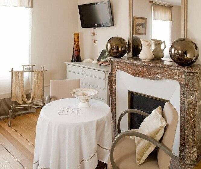 تختخواب و صبحانه Maison D Hote De Myon
