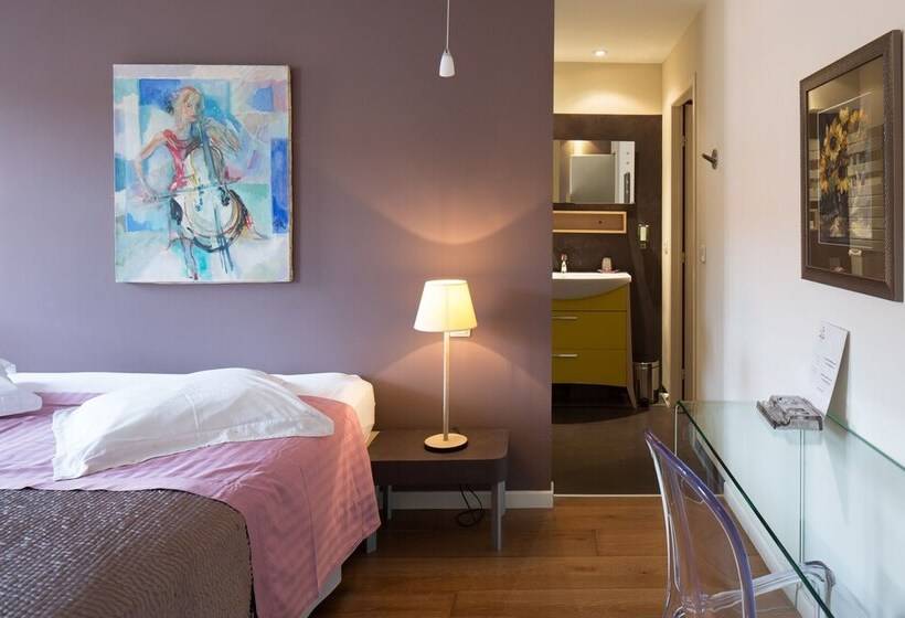 تختخواب و صبحانه Maison D Hote De Myon