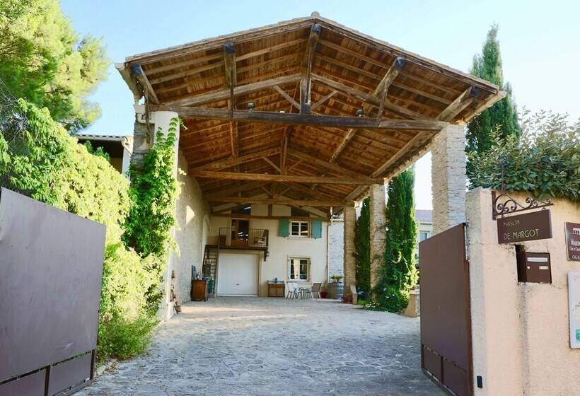 ベッドアンドブレックファースト Maison De Margot