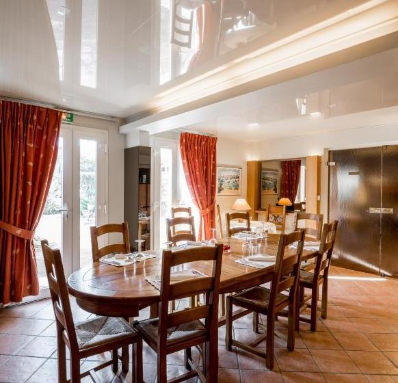 هتل Hôtel Le Relais Porte Des Alpes