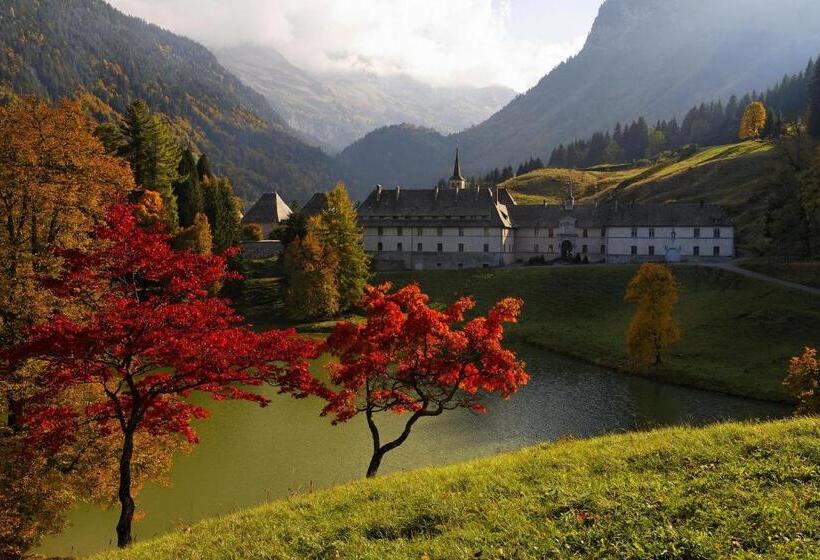 فندق Le Charvet