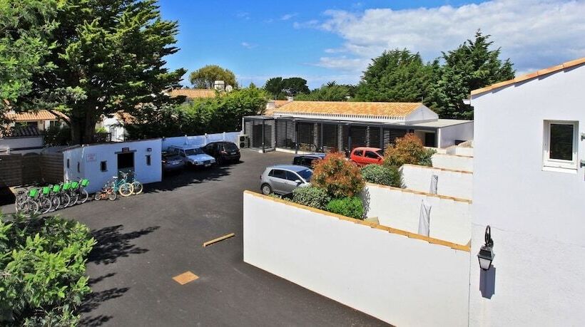 هتل Logis Hôtel La Chaize