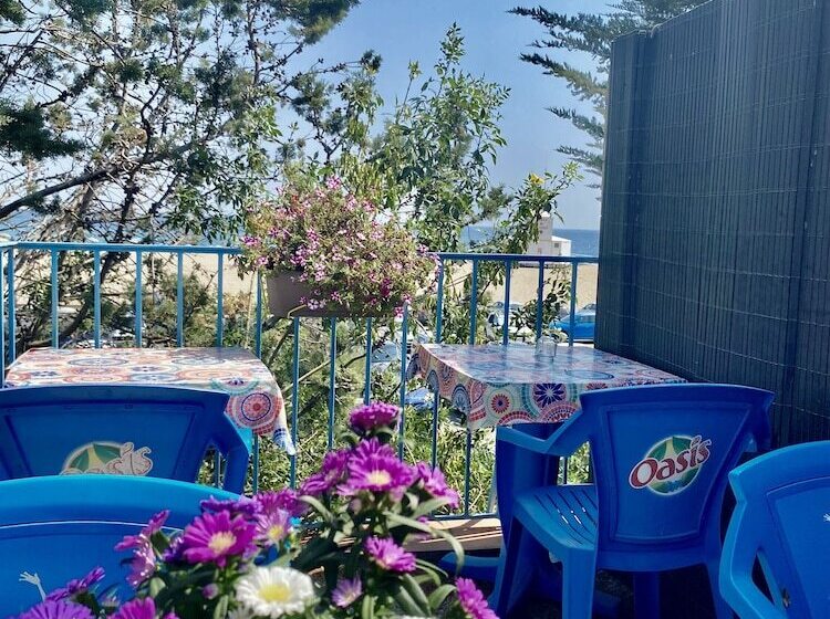 هتل Oasis