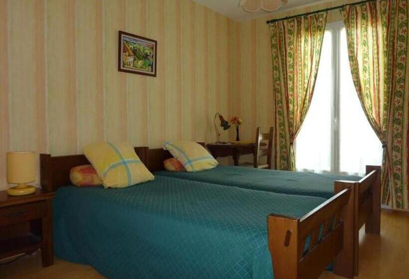 تختخواب و صبحانه Chambres D'hôtes De L'auraine
