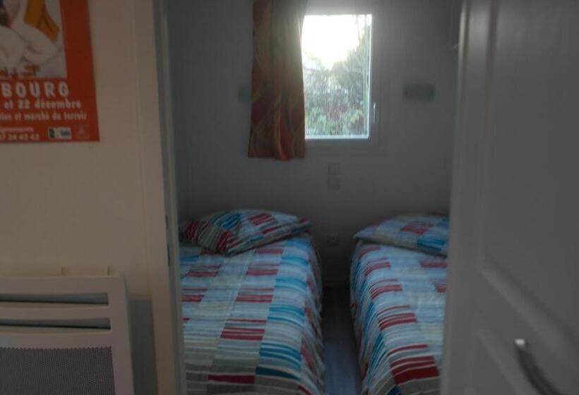 تختخواب و صبحانه Chambres D'hôtes Sandrine Louis