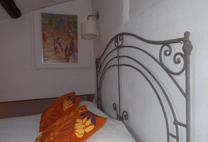 تختخواب و صبحانه Studio Accueillant Pour 2, Wifi Et Climatisation