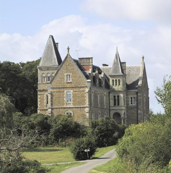 ベッドアンドブレックファースト Château Du Deffay