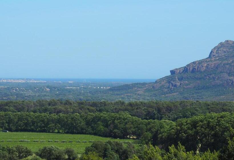 تختخواب و صبحانه Domaine De La Borie Yourhosthelper