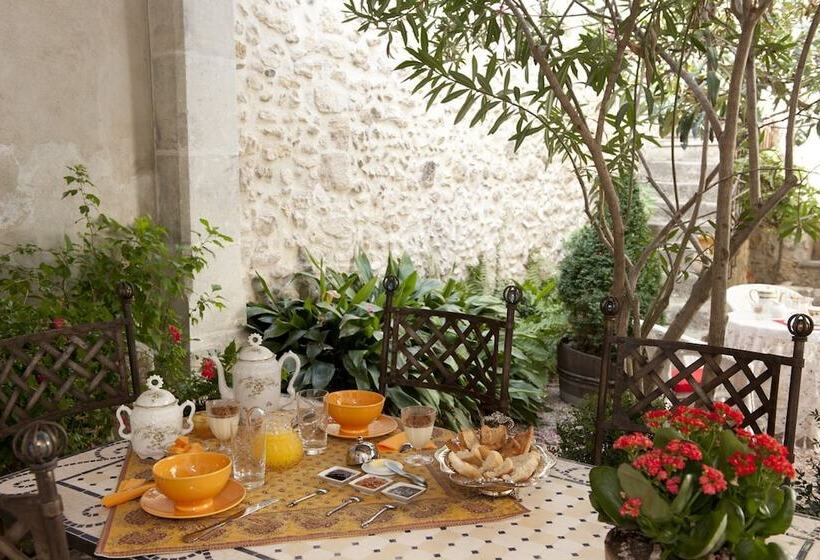 Bed and Breakfast La Maison Du Peintre En Provence