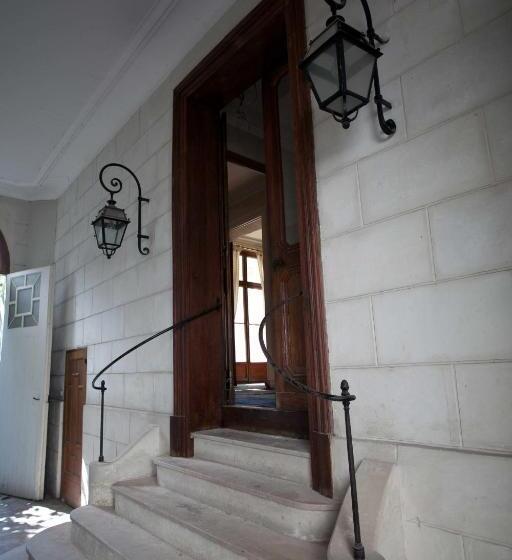 تختخواب و صبحانه La Maison Jules
