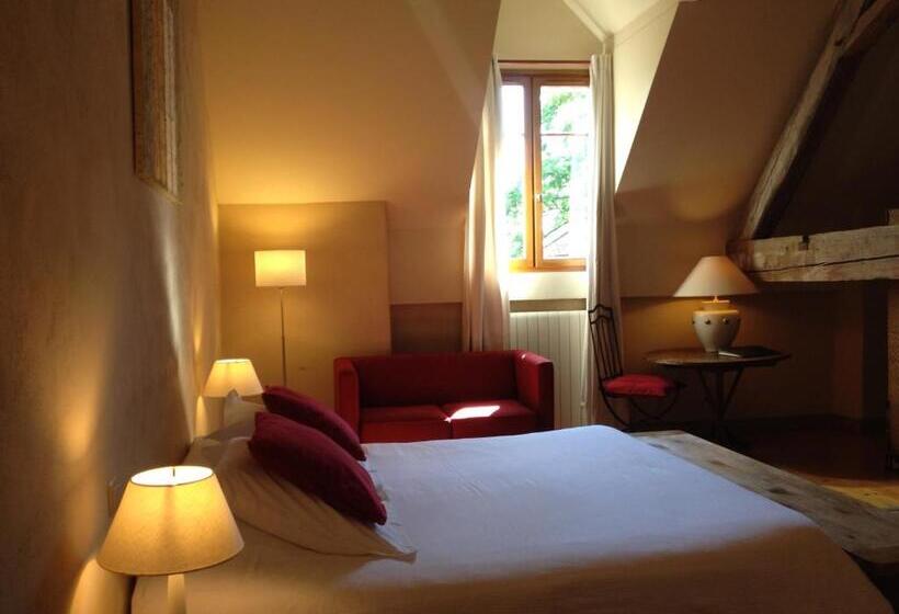 مبيت وإفطار La Vallombreuse