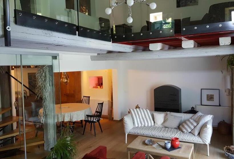 تختخواب و صبحانه Le Chat Rouge Chambres D'hôtes De Charme En Alsace
