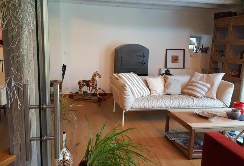 تختخواب و صبحانه Le Chat Rouge Chambres D'hôtes De Charme En Alsace