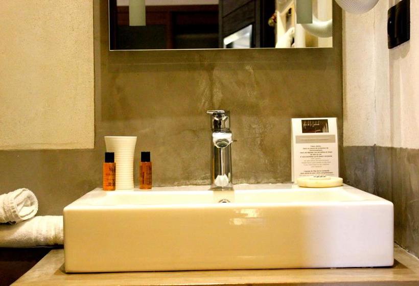 مبيت وإفطار Le Mas De La Lombarde