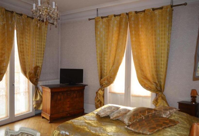 تختخواب و صبحانه Lit En Loire