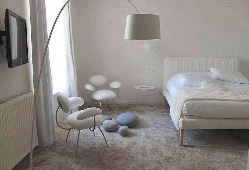 تختخواب و صبحانه Maison Marie Barrault