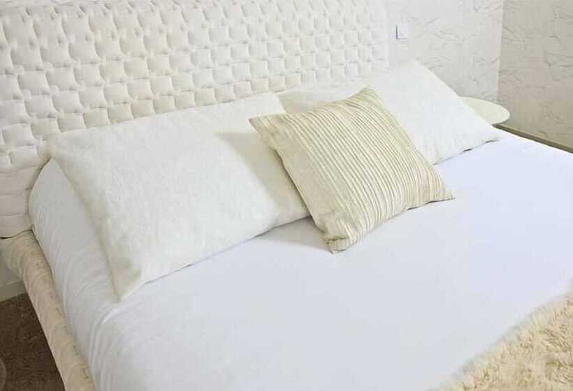 تختخواب و صبحانه Maison Marie Barrault