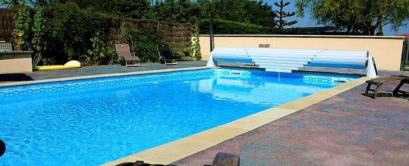 تختخواب و صبحانه Maison Marie Barrault