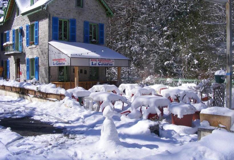 هتل Auberge La Caverne