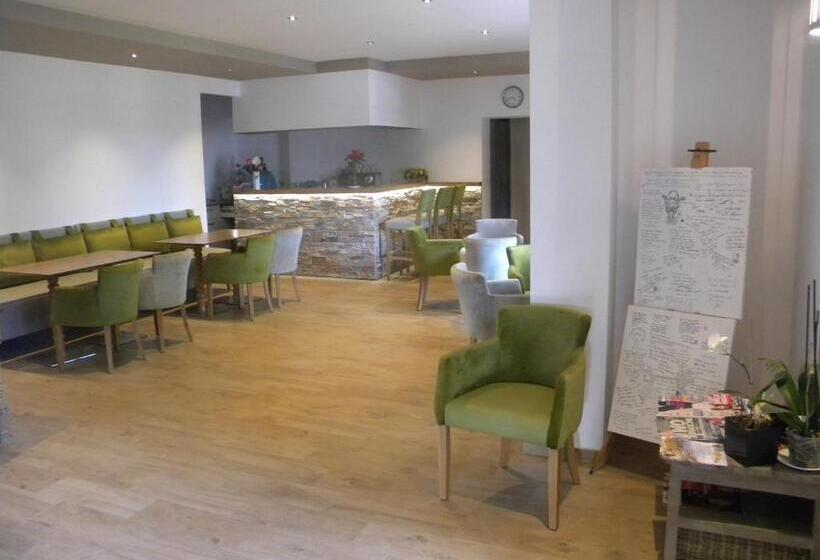 هتل Auberge Les Oliviers