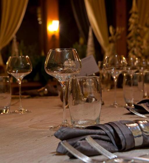 호텔 Aux Deux Clefs