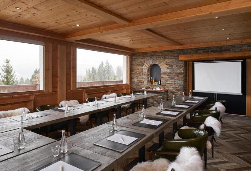 هتل Chalet Alpen Valley, Montblanc