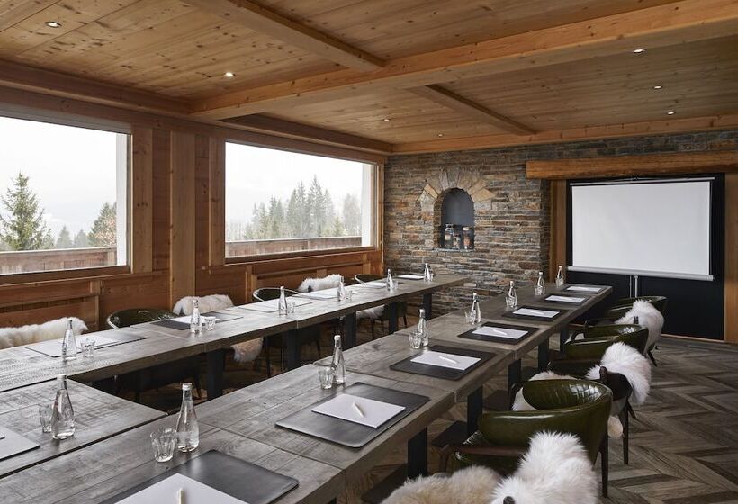 هتل Chalet Alpen Valley, Montblanc