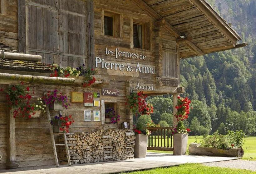 Отель Chalet Hôtel Les Fermes De Pierre & Anna