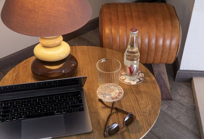 هتل Cocoon Inn