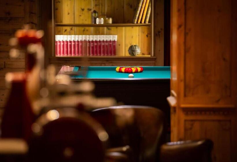 هتل Hôtel Champs Fleuris Morzine
