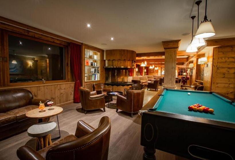 هتل Hôtel Champs Fleuris Morzine