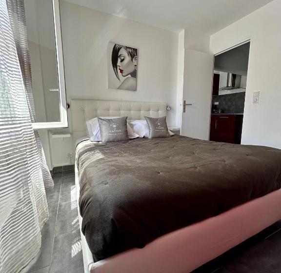 هتل Hôtel Eden Cassis   Parking Privé