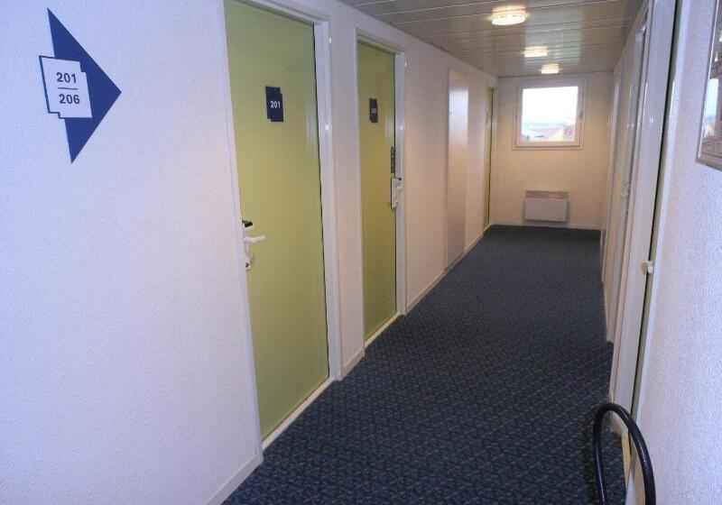 هتل Ibis Budget Meung Sur Loire