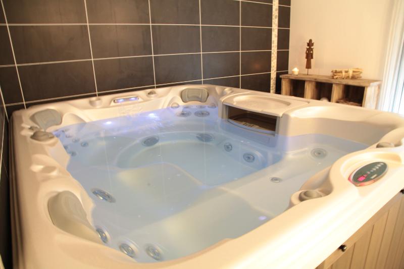 Latitude Ouest Hotel Restaurant & Spa