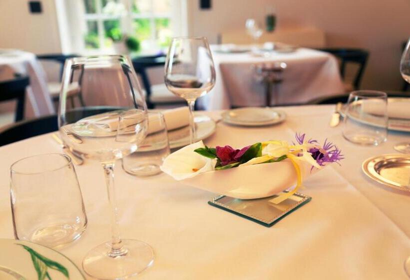 هتل Le Moulin Du Gastronome