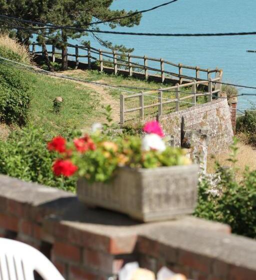 ホテル Royal Albion