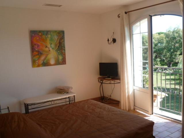 تختخواب و صبحانه Chambre D Hôtes La Bastide Des Eucalyptus