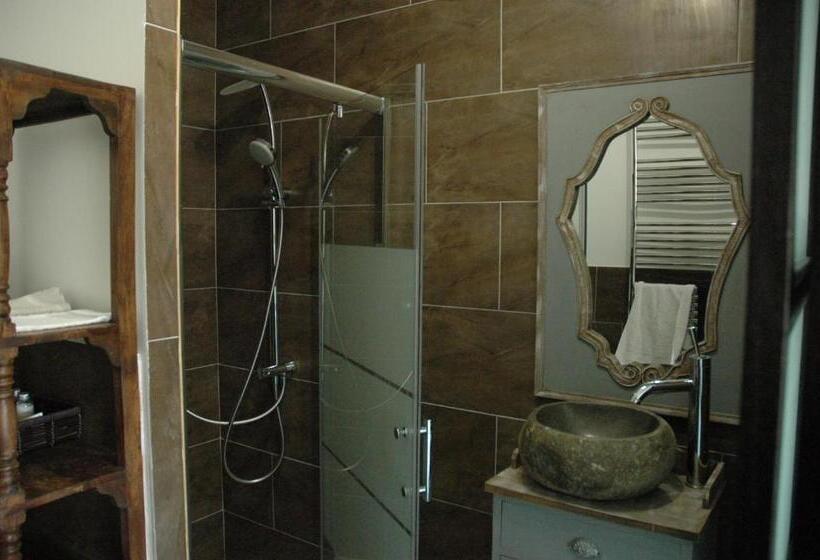 צימר Château De Clermont