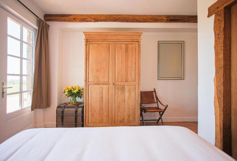 تختخواب و صبحانه La Maison Tamarin