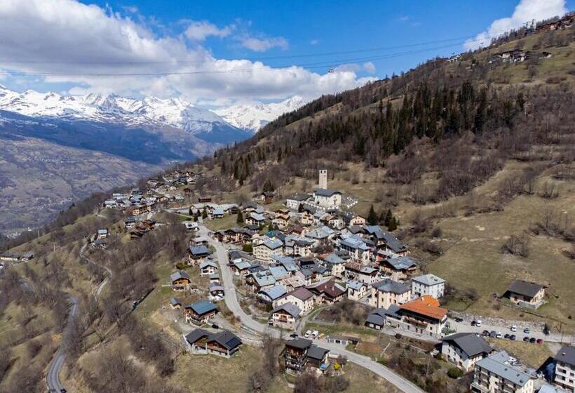 Chalet Hotel La Tarine