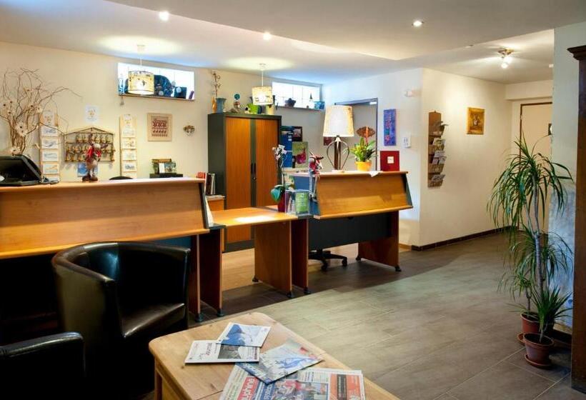 Chalet Hotel La Tarine