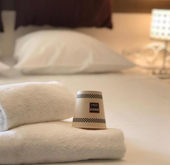 Enzo Hotels Neufchâteau By Kyriad Direct