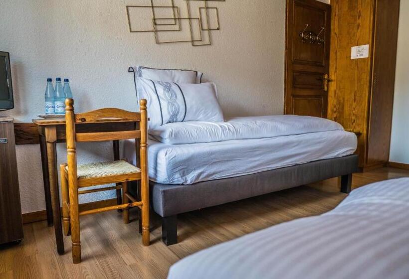 Отель Au Vieux Moulin